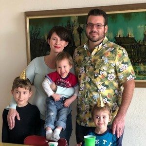 Meet your Posher, Laura